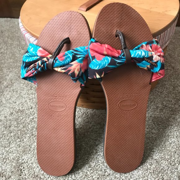 FINAL DAY - FINAL PRICE - Havaianas Brown w/Tropical Flowers Thongs 11/12W - Picture 5 of 7
